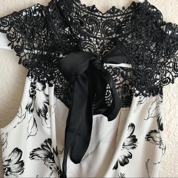 Black and White Floral Dress with Lace Neckline - Picture 5 of 7